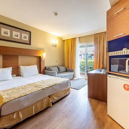 Aparthotel Club Cettia