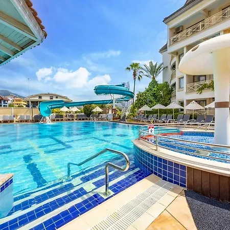Club Cettia Aparthotel *