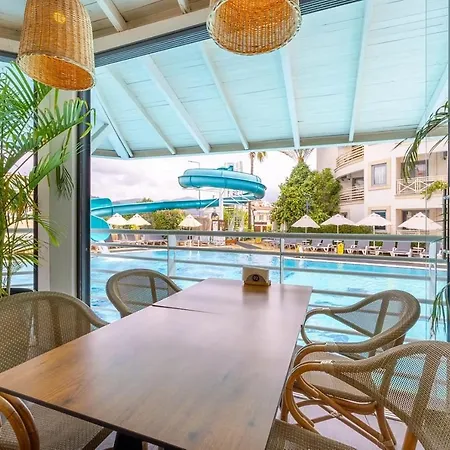 Club Cettia Aparthotel